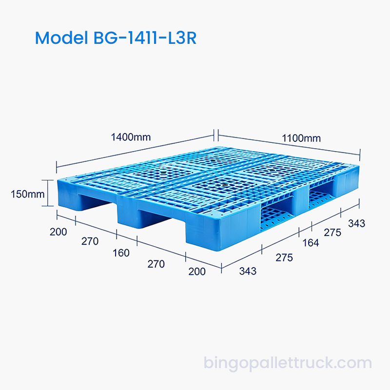 Pallet nhựa 1400x1100mm với 3 người chạy cho xe nâng bốn chiều